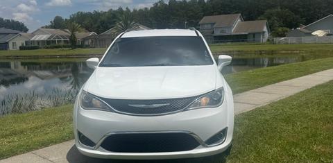 Chrysler Pacifica 2017
