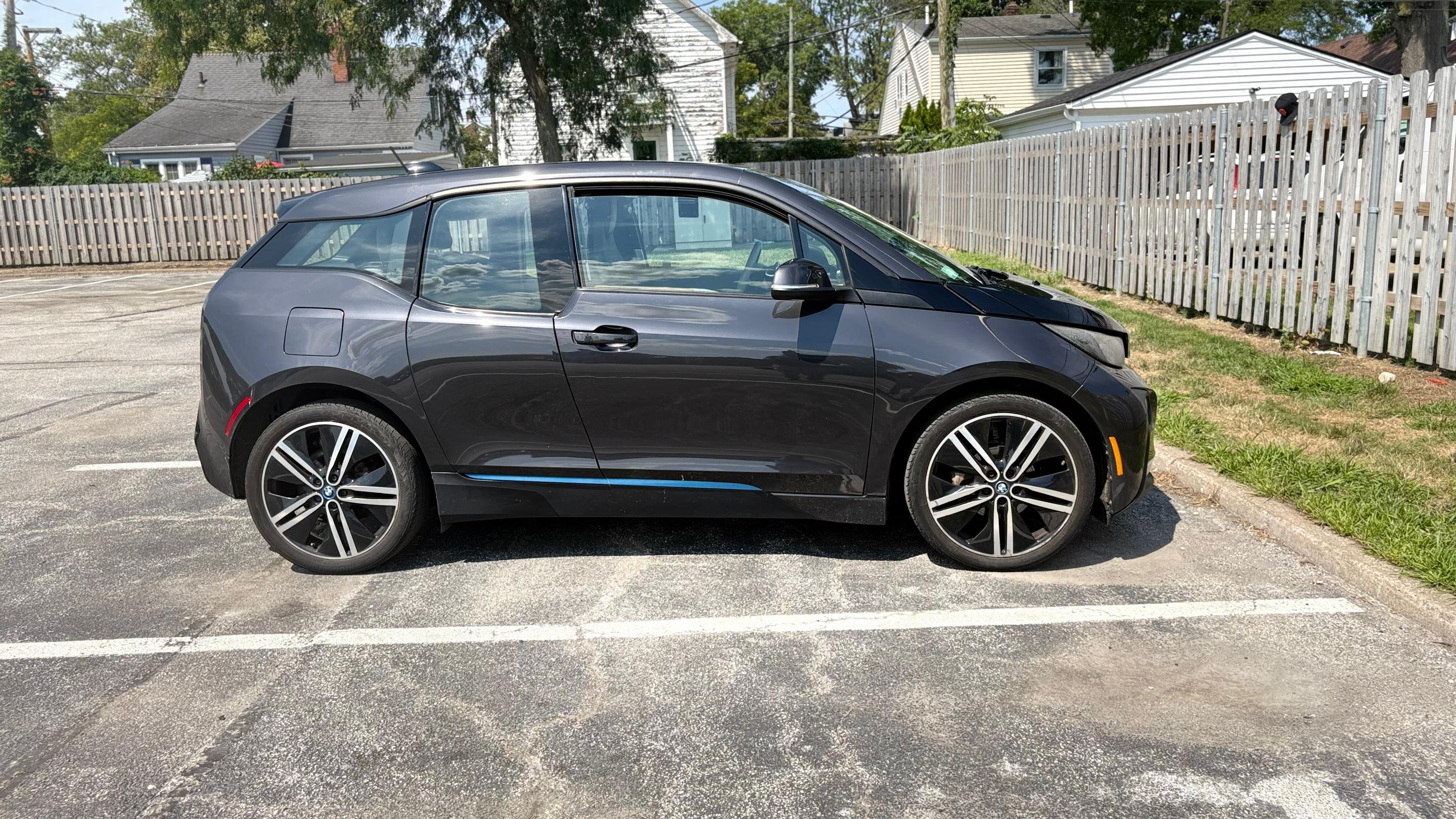 BMW i3 2014 in Lakewood, OH