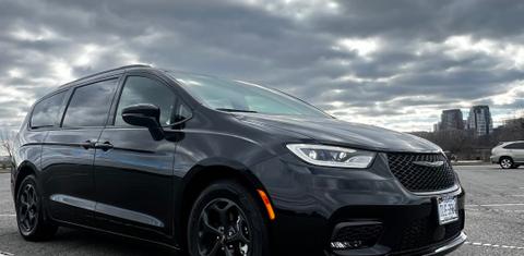 Chrysler Pacifica 2024