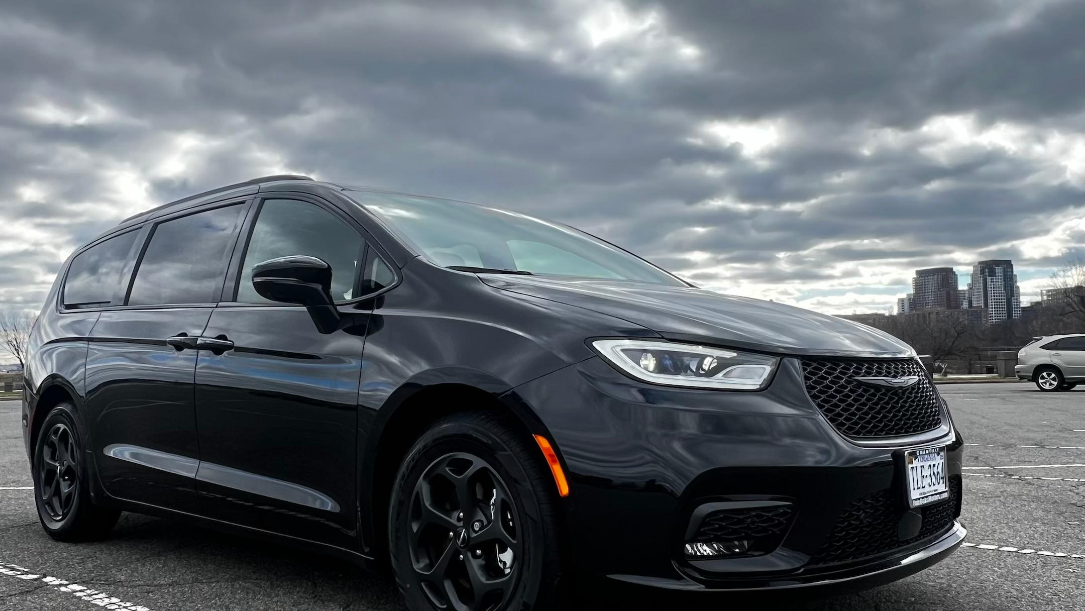 Chrysler Pacifica 2024 in Springfield, VA
