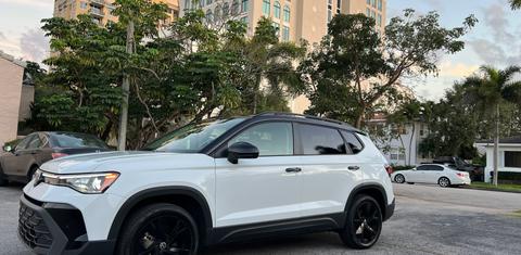 Volkswagen Taos 2025