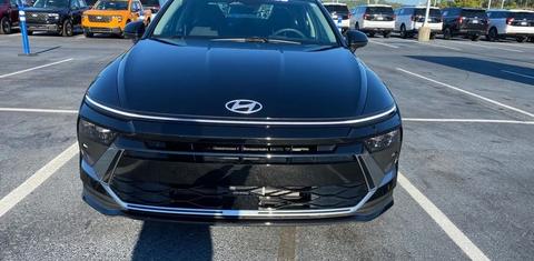 Hyundai Sonata Hybrid 2026