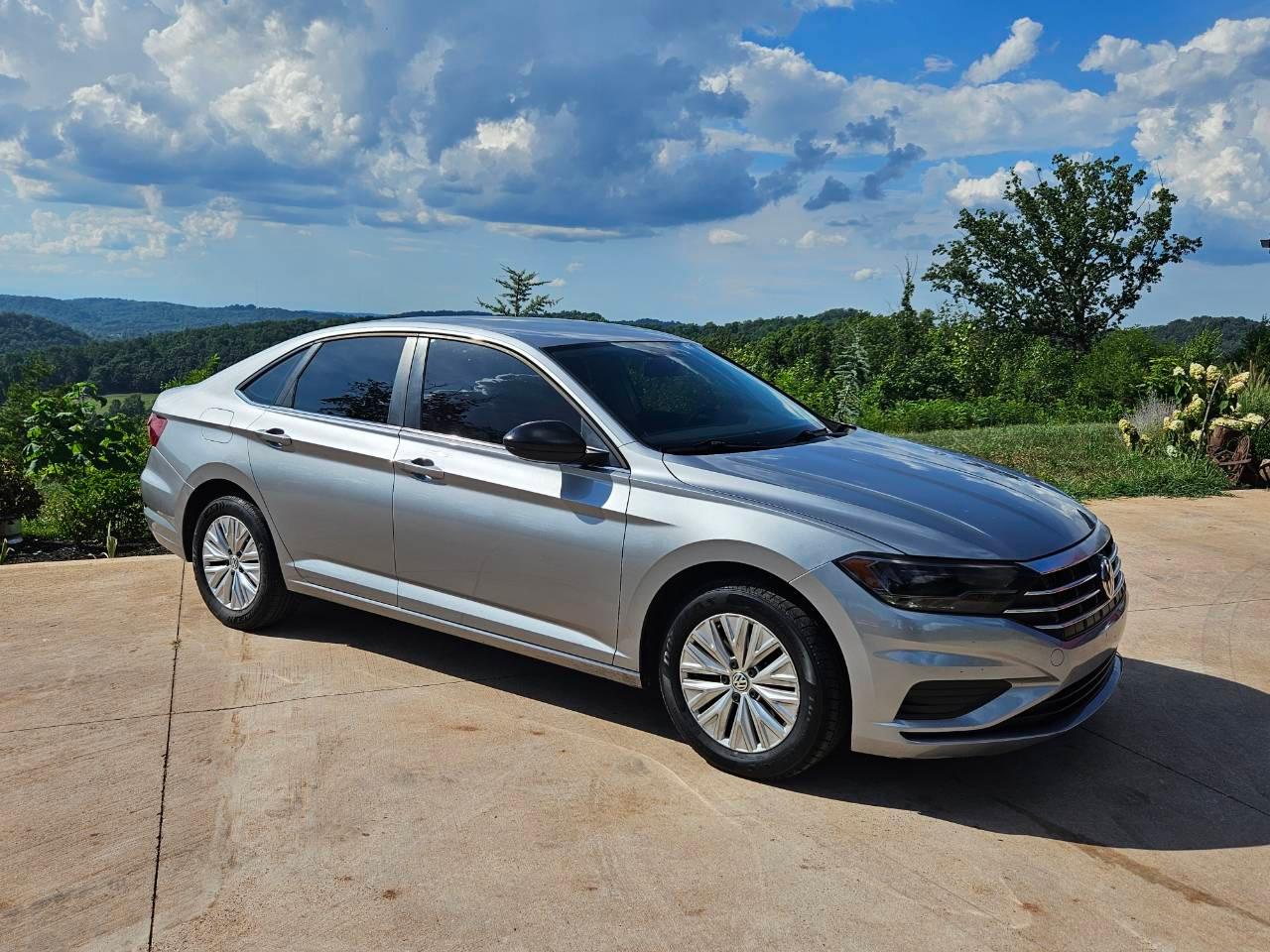 Volkswagen Jetta 2019 in 