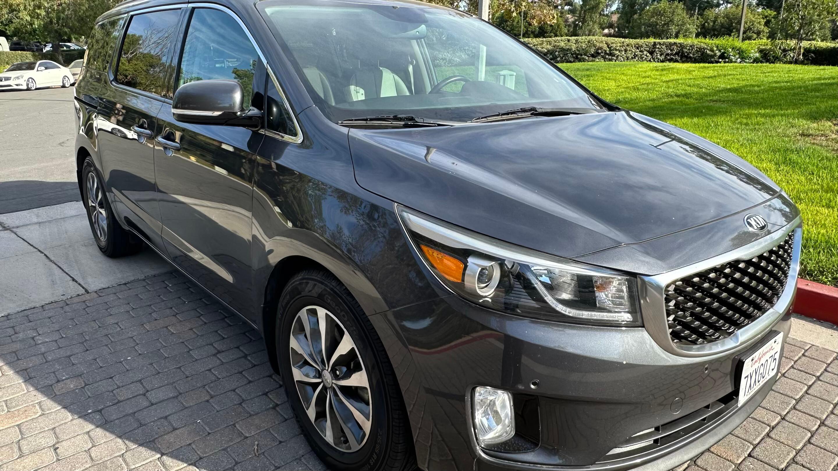 Kia Sedona 2017 in 