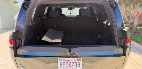 Rivian R1S 2025