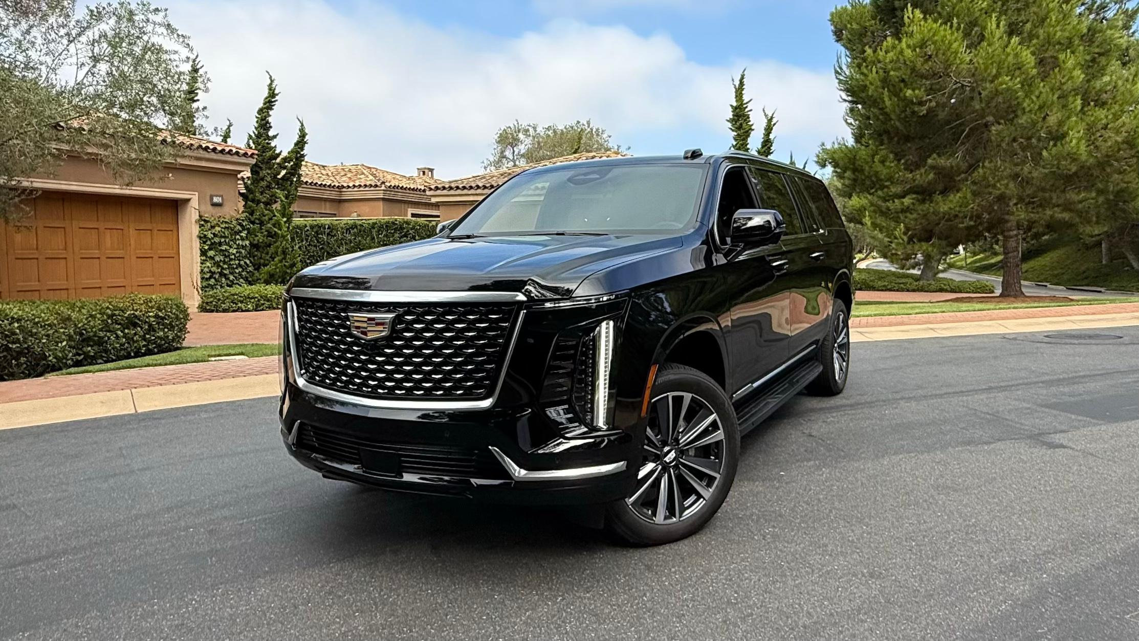 Cadillac Escalade ESV 2025 in 