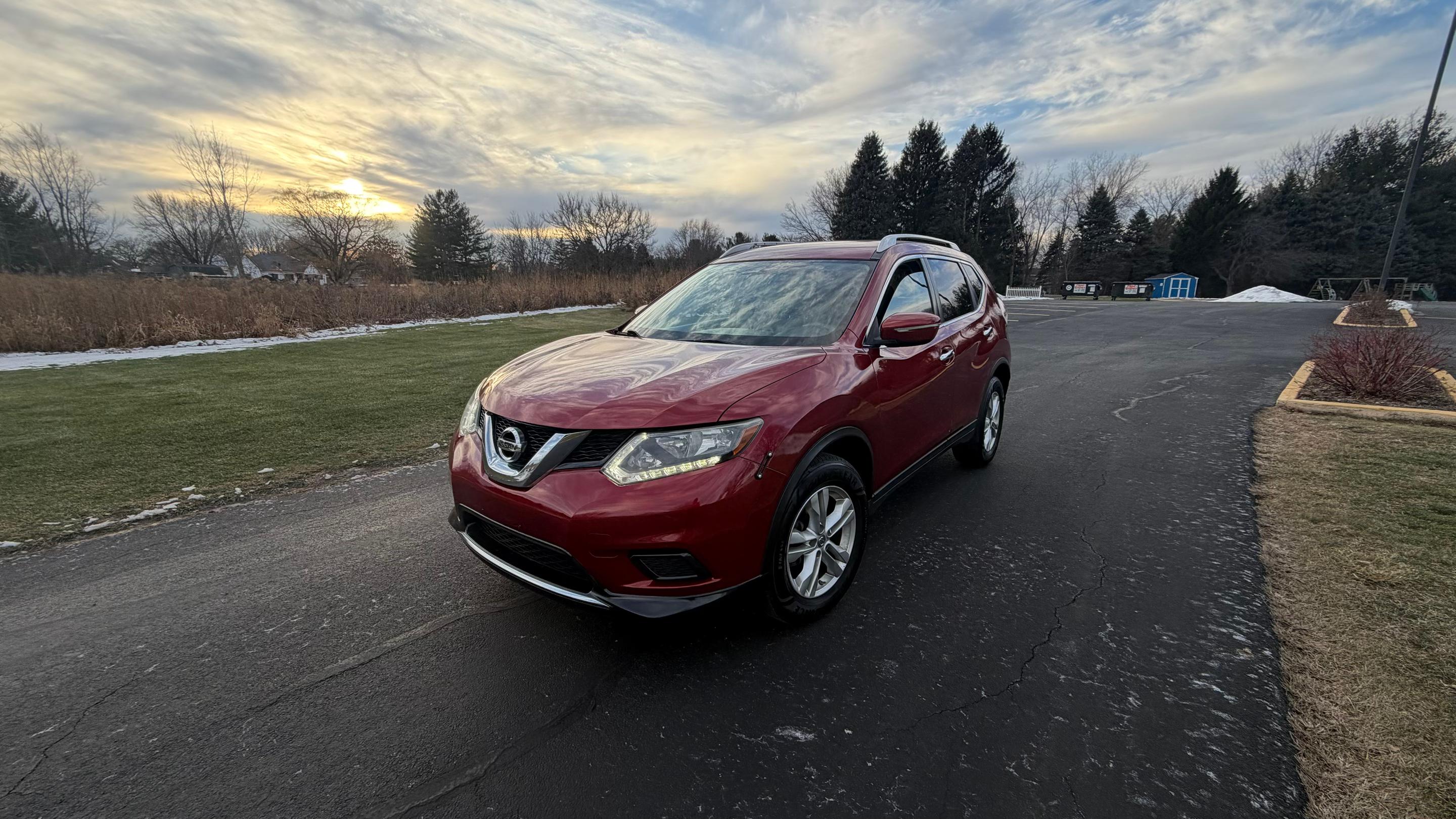 Nissan Rogue 2015 in Rockford, IL