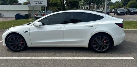 Tesla Model 3 2020