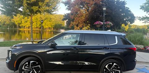 Mitsubishi Outlander Plug-In Hybrid 2025