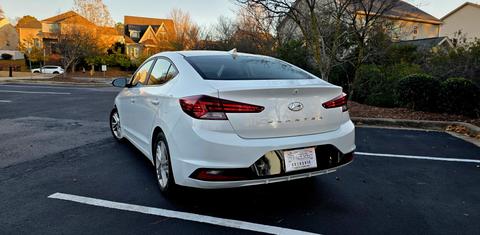 Hyundai Elantra 2019