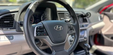 Hyundai Elantra 2017