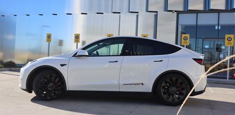 Tesla Model Y 2022