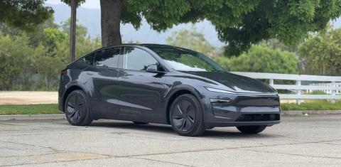 Tesla Model Y 2026