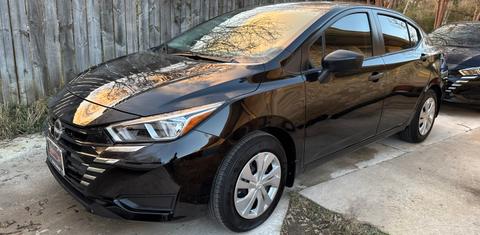 Nissan Versa 2024