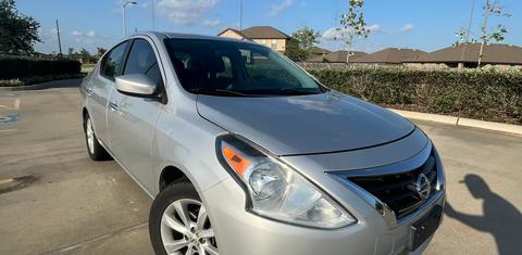 Nissan Versa 2015