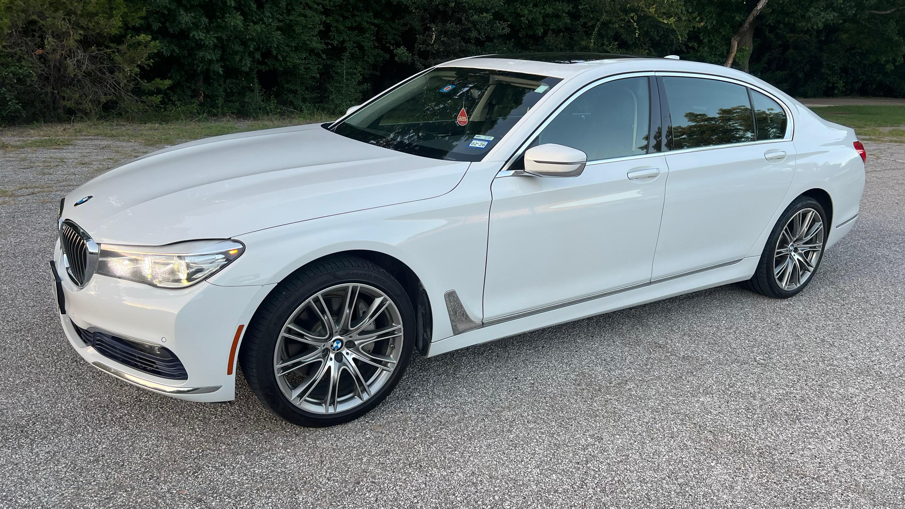 BMW 7 Series 2016 in 