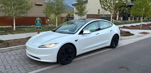 Tesla Model 3 2025