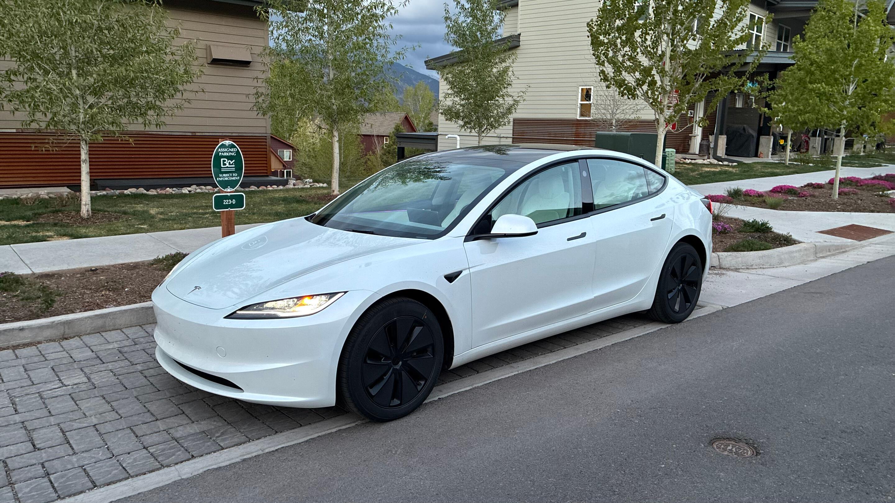 Tesla Model 3 2025 in Aspen, CO