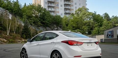Hyundai Elantra 2016