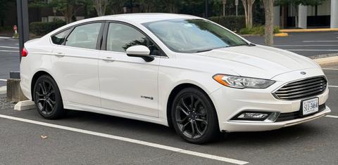 Ford Fusion Hybrid 2018