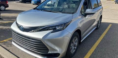 Toyota Sienna 2024