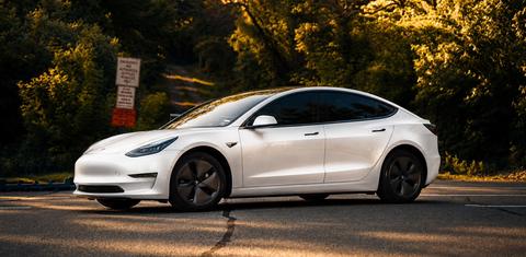 Tesla Model 3 2020