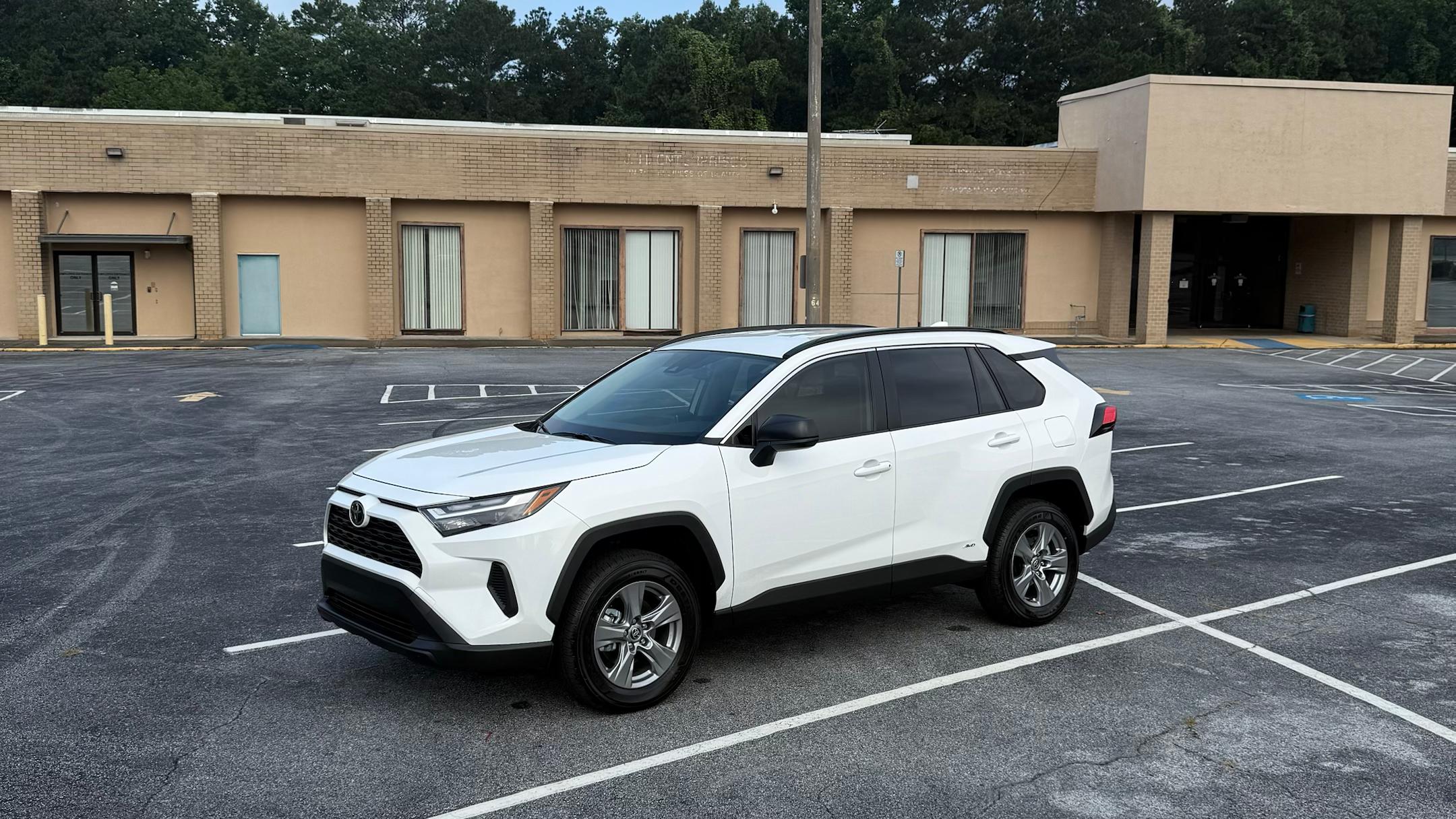 Toyota RAV4 Hybrid 2025 in 