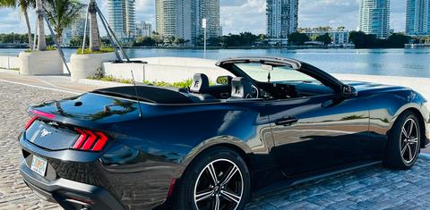 Ford Mustang 2024