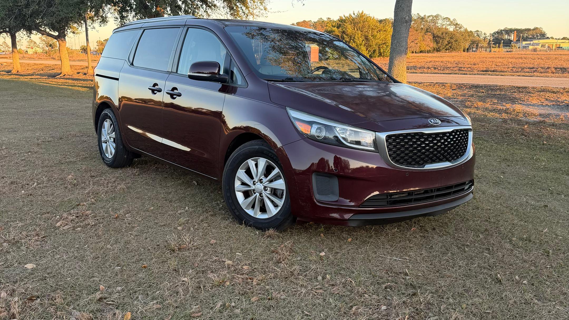 Kia Sedona 2017 in 