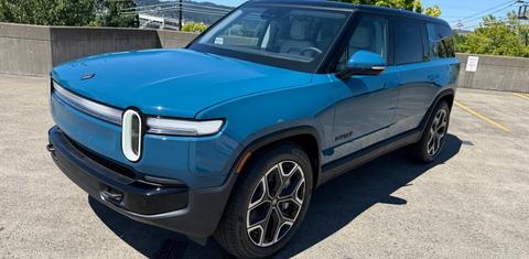 Rivian R1S 2025