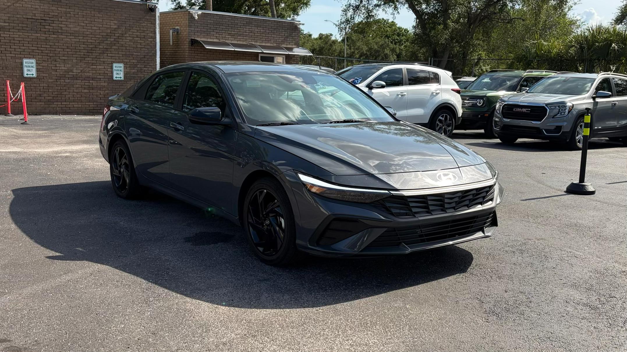Hyundai Elantra 2026 in 