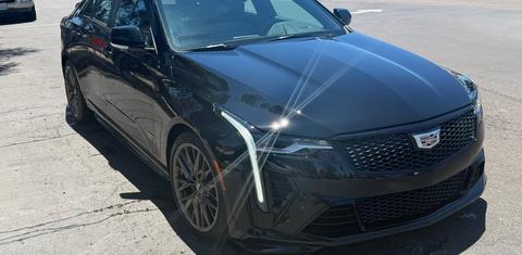 Cadillac CT4-V 2026