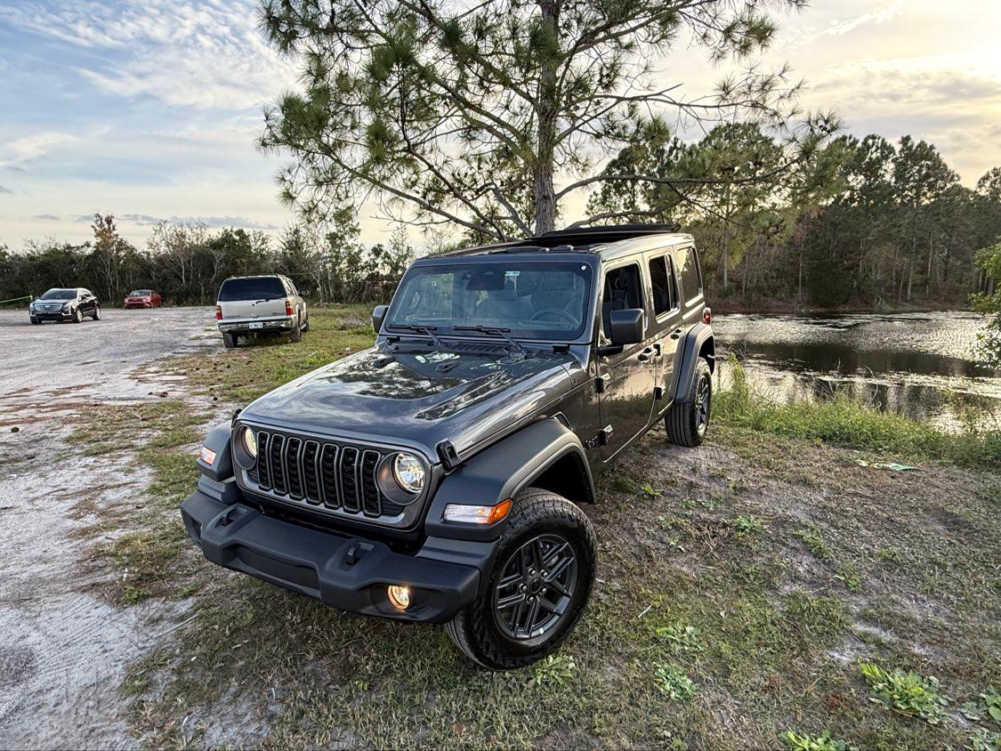 Jeep Wrangler 2026 in Orlando, FL