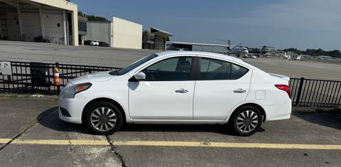 Nissan Versa 2015