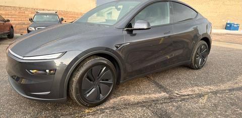 Tesla Model Y 2026