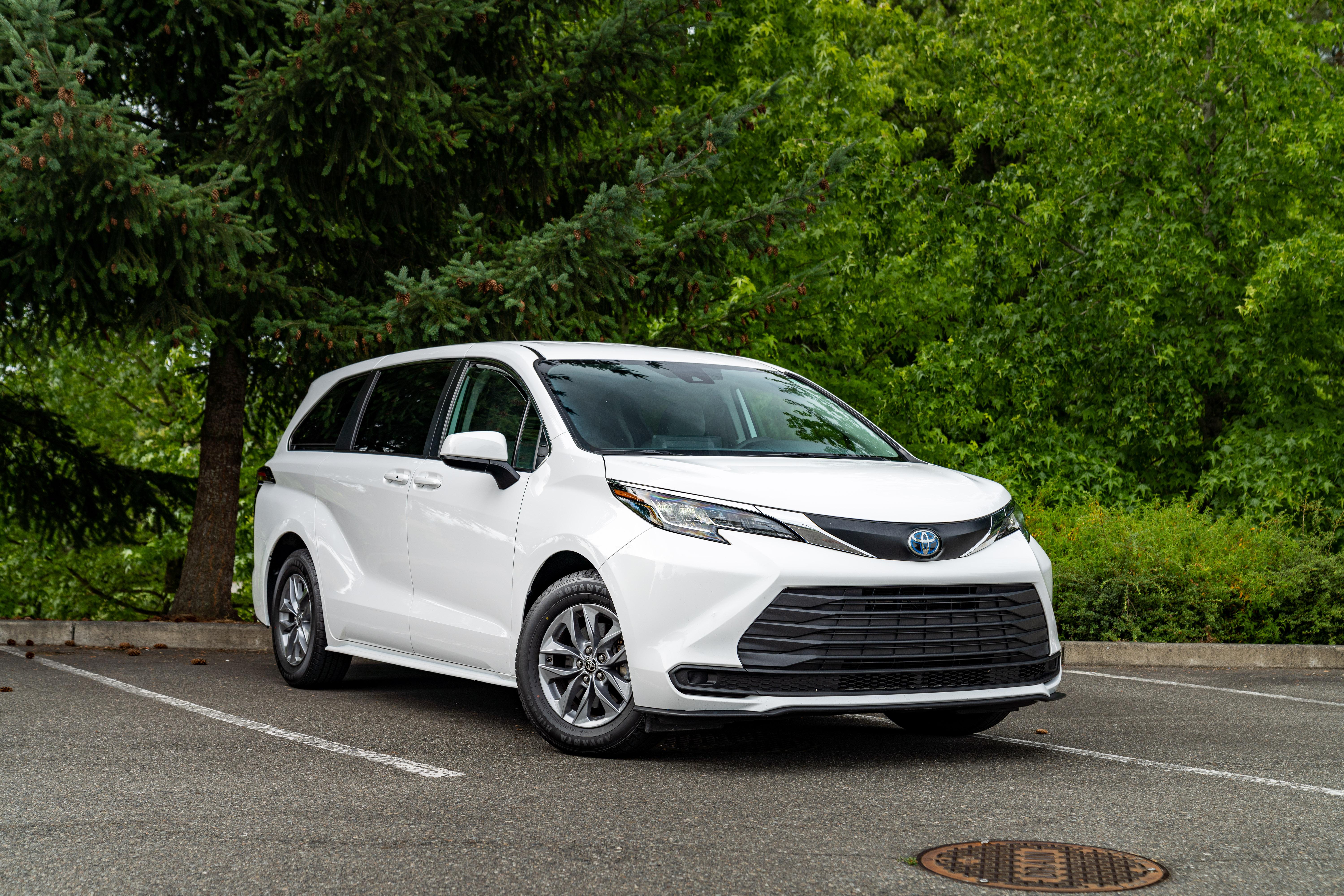 Toyota Sienna 2022 in Tukwila, WA