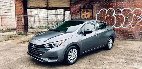 Nissan Versa 2024