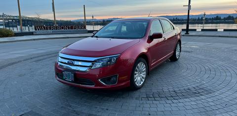 Ford Fusion Hybrid 2011