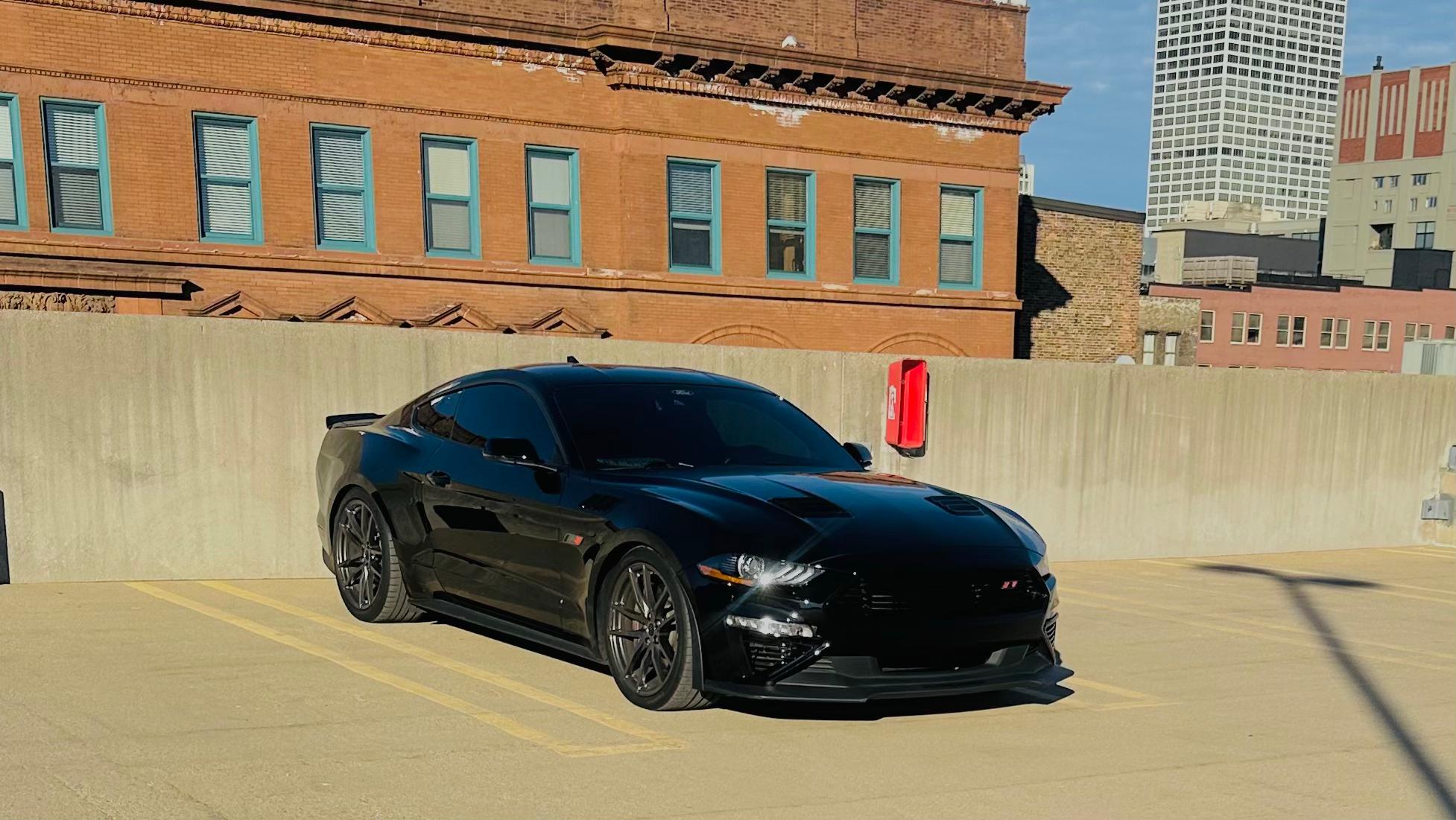 Ford Mustang 2023 in Aurora, IL