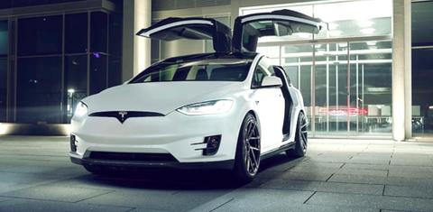 Tesla Model X 2022
