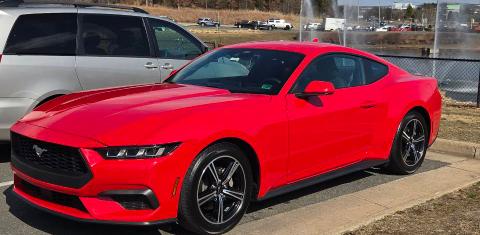 Ford Mustang 2024
