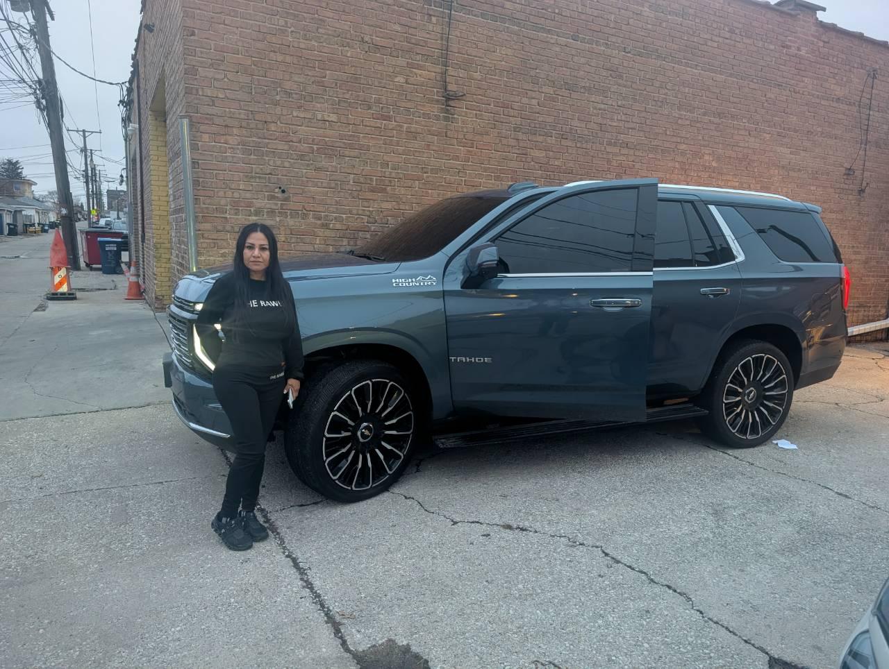 Chevrolet Tahoe 2025 in Cicero, IL
