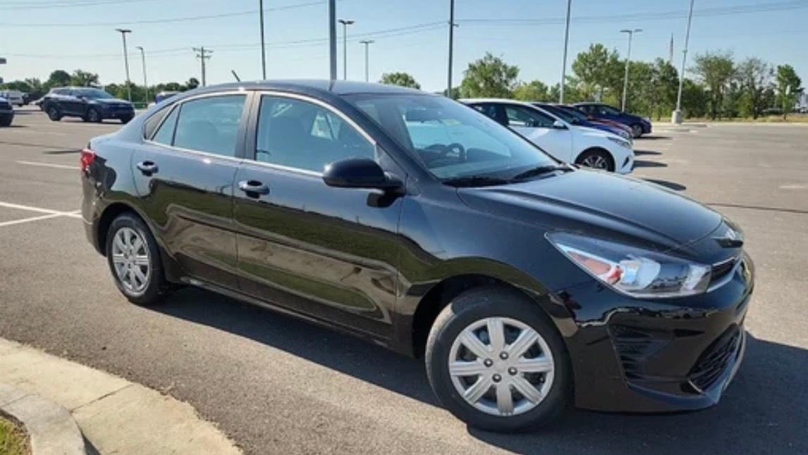 Kia Rio 2023 in Centerton, AR
