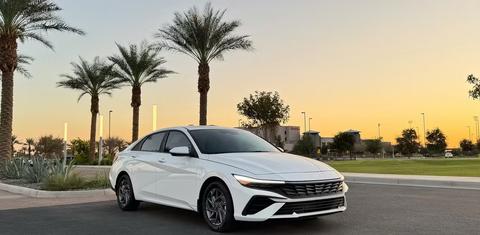 Hyundai Elantra 2025