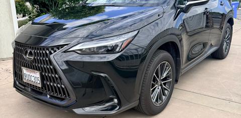 Lexus NX 2025