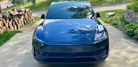 Tesla Model Y 2026