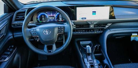 Toyota Crown 2024