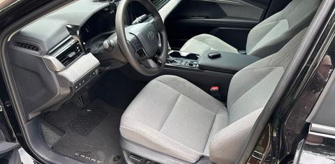 Toyota Camry Hybrid 2025