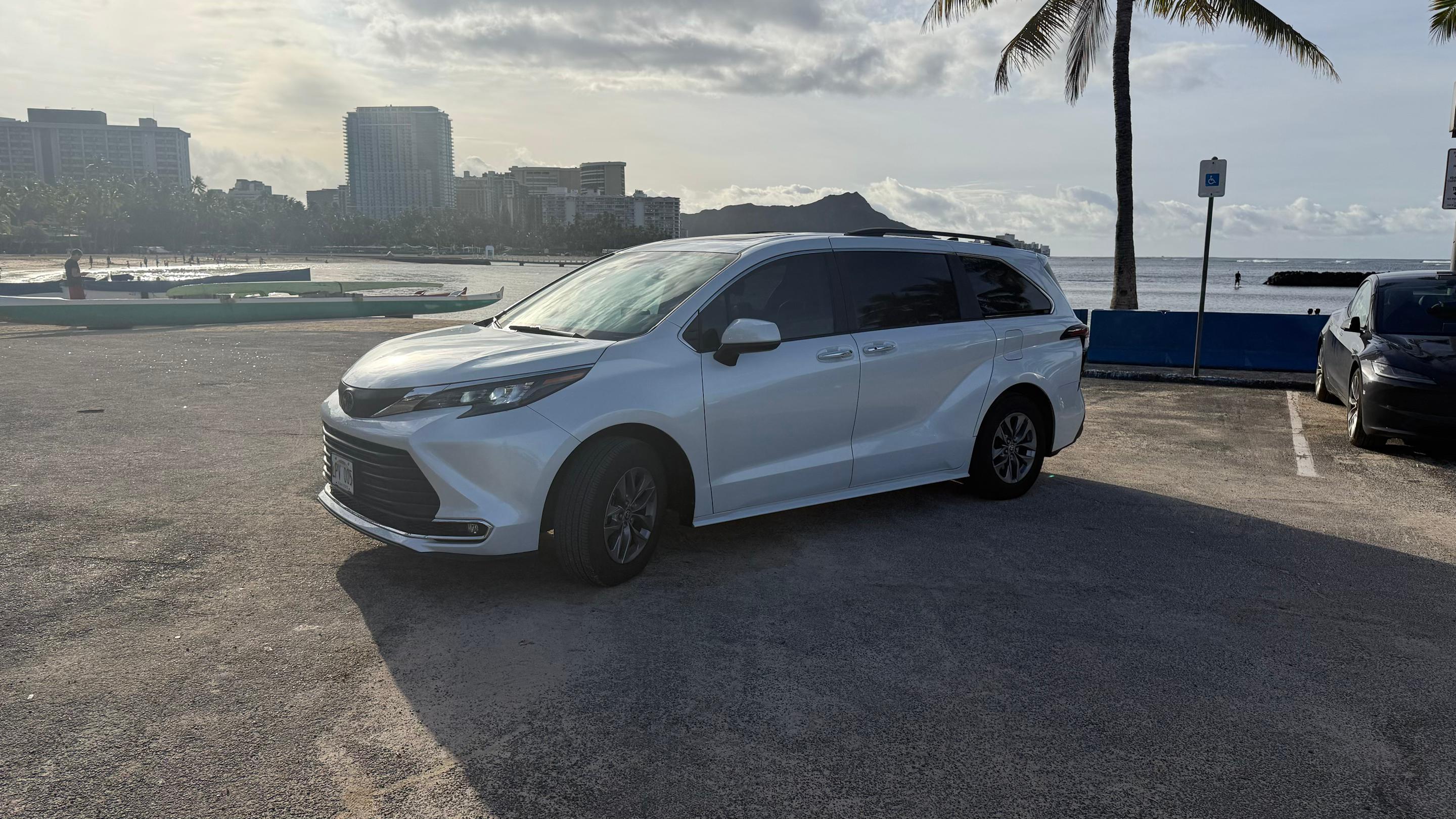 Toyota Sienna 2024 in Kailua, HI
