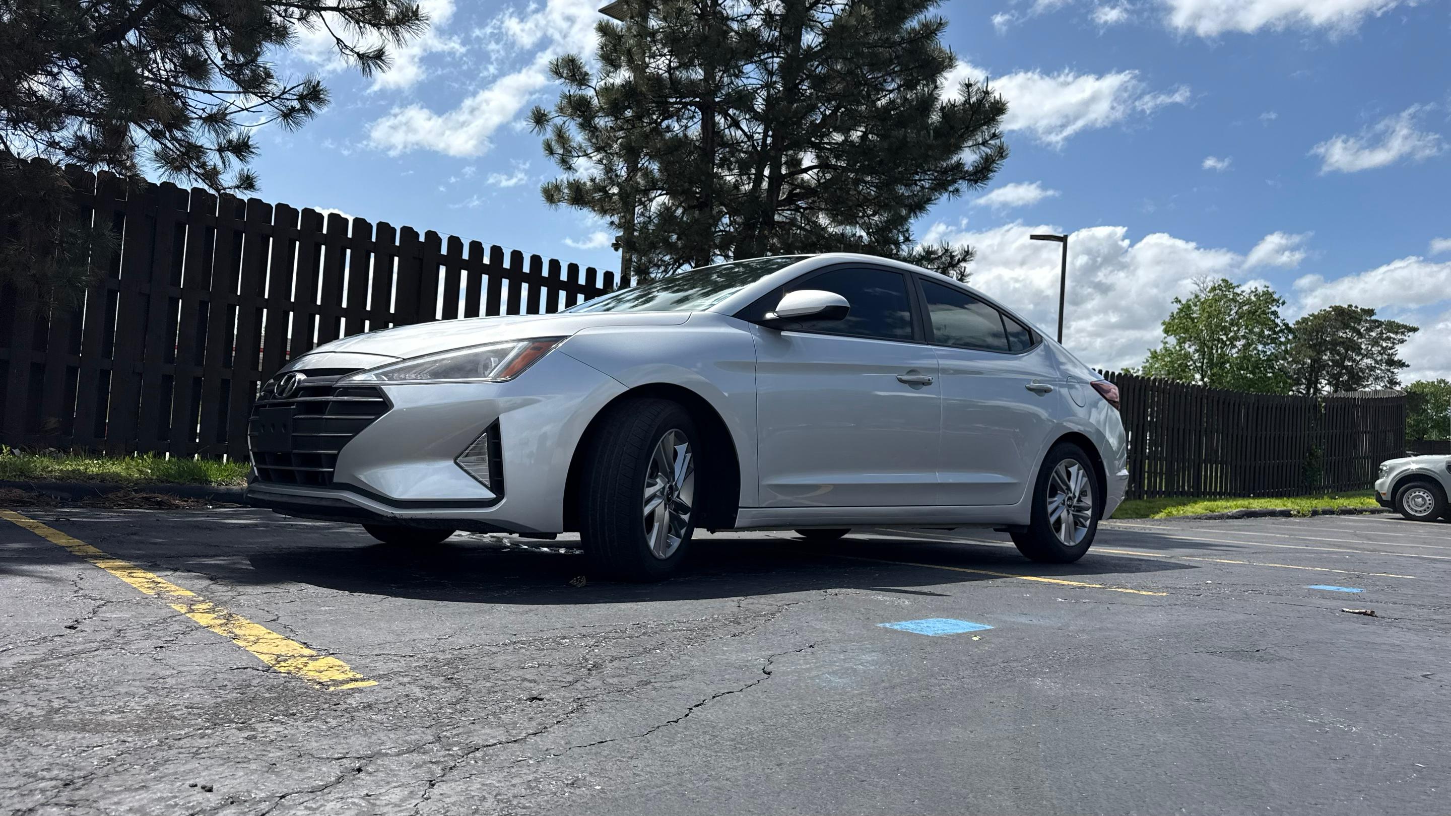 Hyundai Elantra 2019 in Pleasant Valley, MO